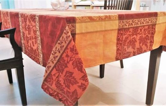 Abstract 6 Seater Table Cover