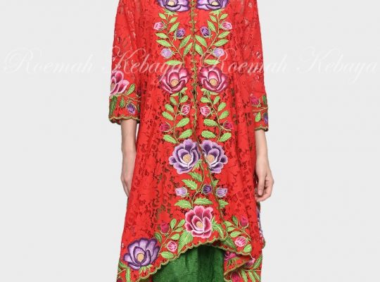 Kebaya Peony Lace Series – Red (Limited Edition)
